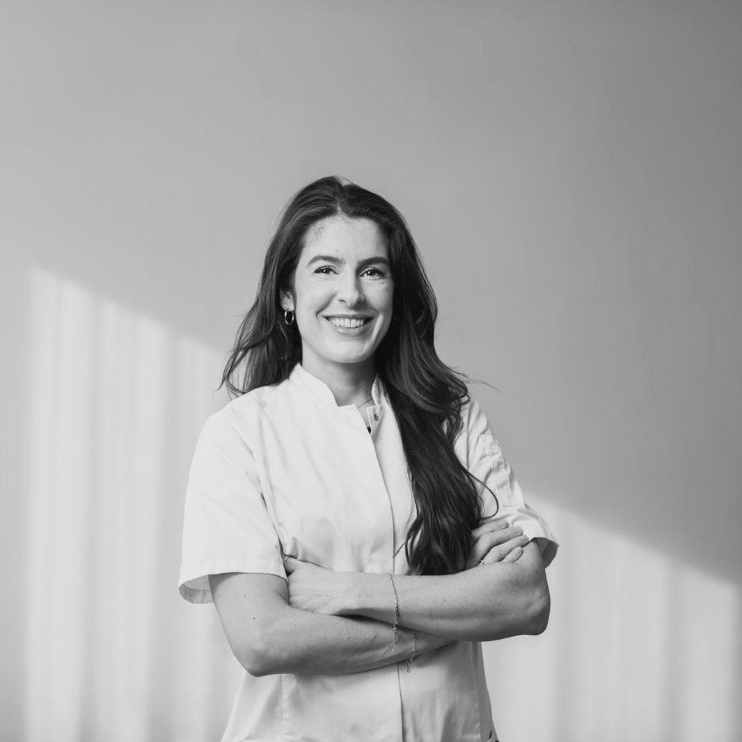 Dr. Debby Bom